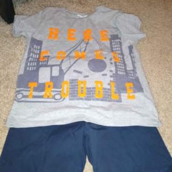 Boys Outfits - Picture 3 of 7